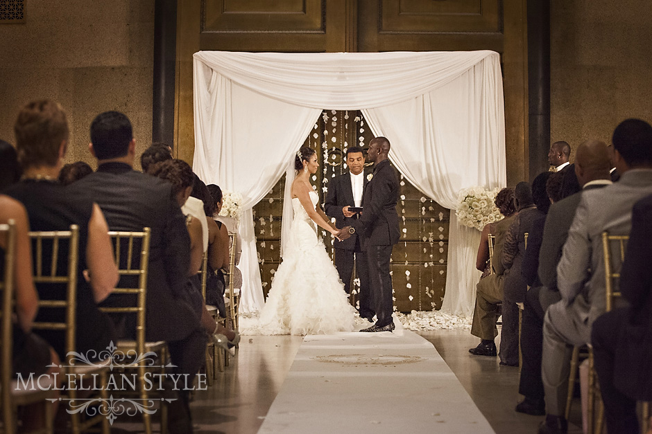 Nashville_Parthenon_Wedding